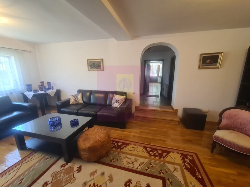 Vila de vanzare in Breaza - Zona Breaza de Sus