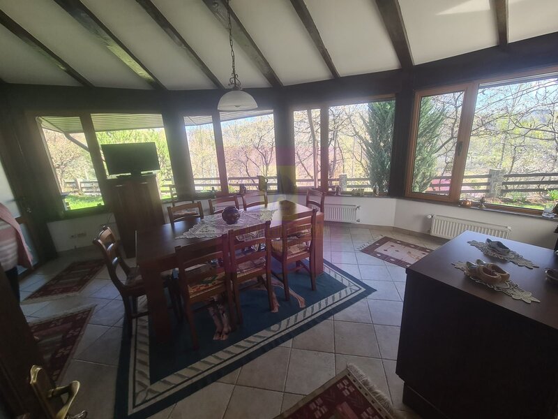 Vila de vanzare in Breaza - Zona Breaza de Sus